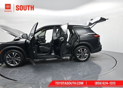 2023 INFINITI QX60 LUXE