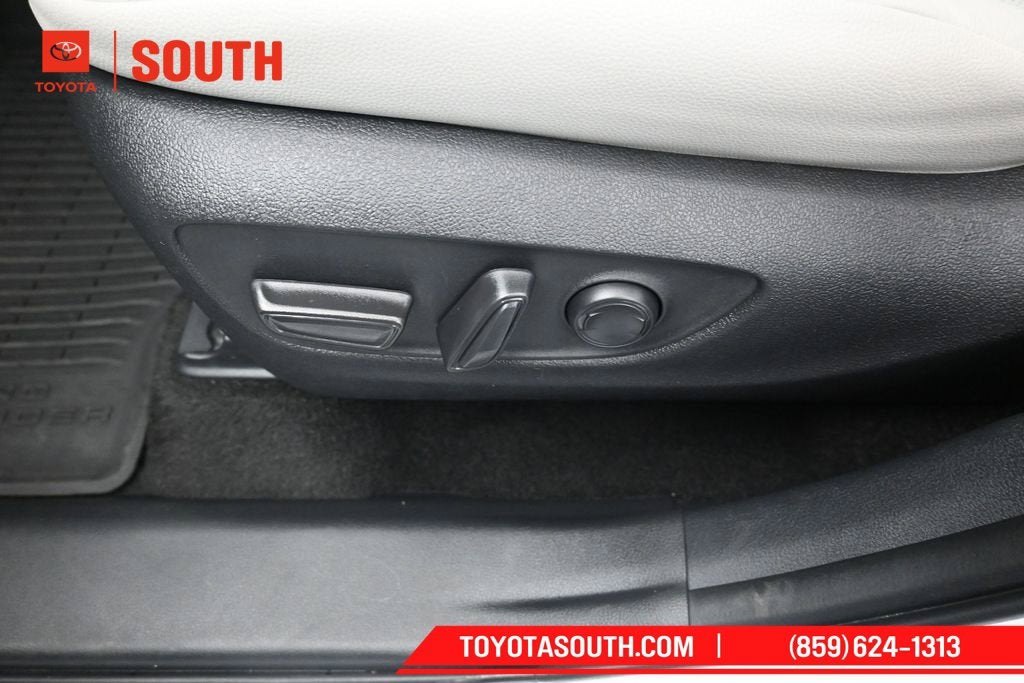2025 Toyota Grand Highlander Hybrid XLE