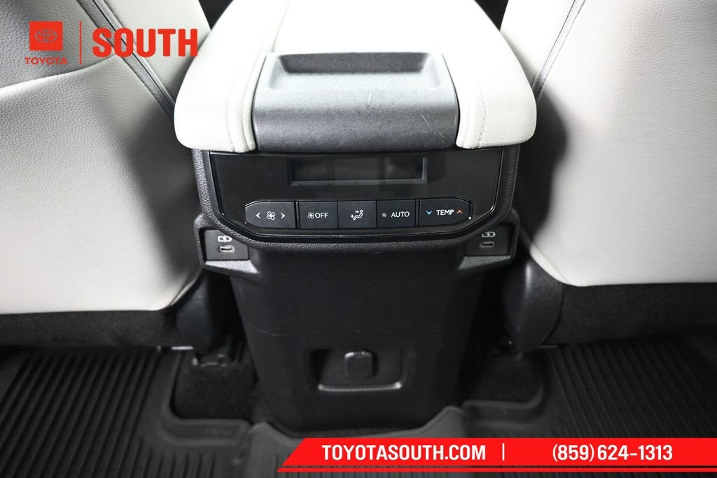 2025 Toyota Grand Highlander Hybrid XLE