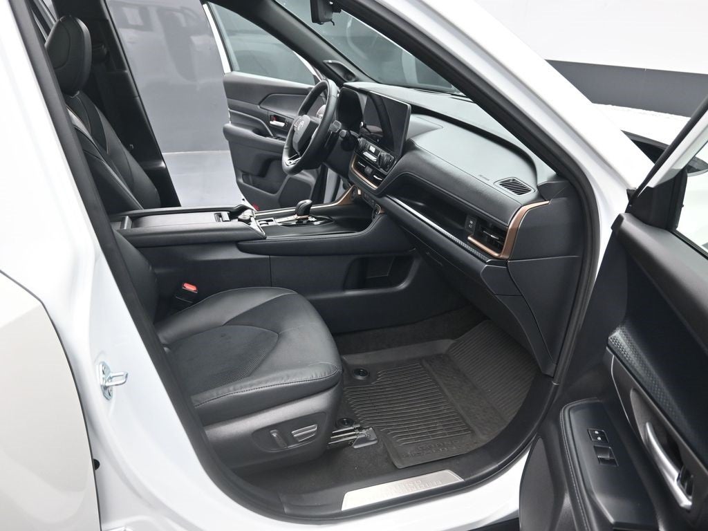 2024 Toyota Grand Highlander Hybrid MAX Platinum