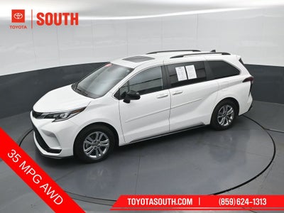 2023 Toyota Sienna XSE 7 Passenger