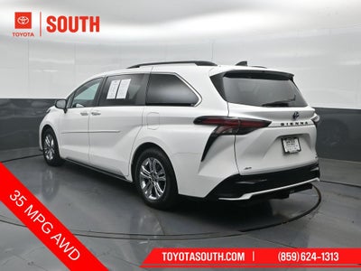 2023 Toyota Sienna XSE 7 Passenger