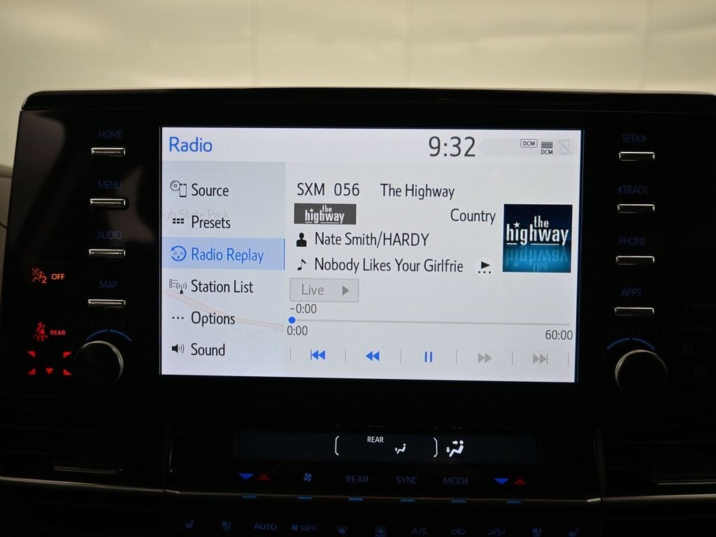 2024 Toyota Sienna Platinum 7 Passenger