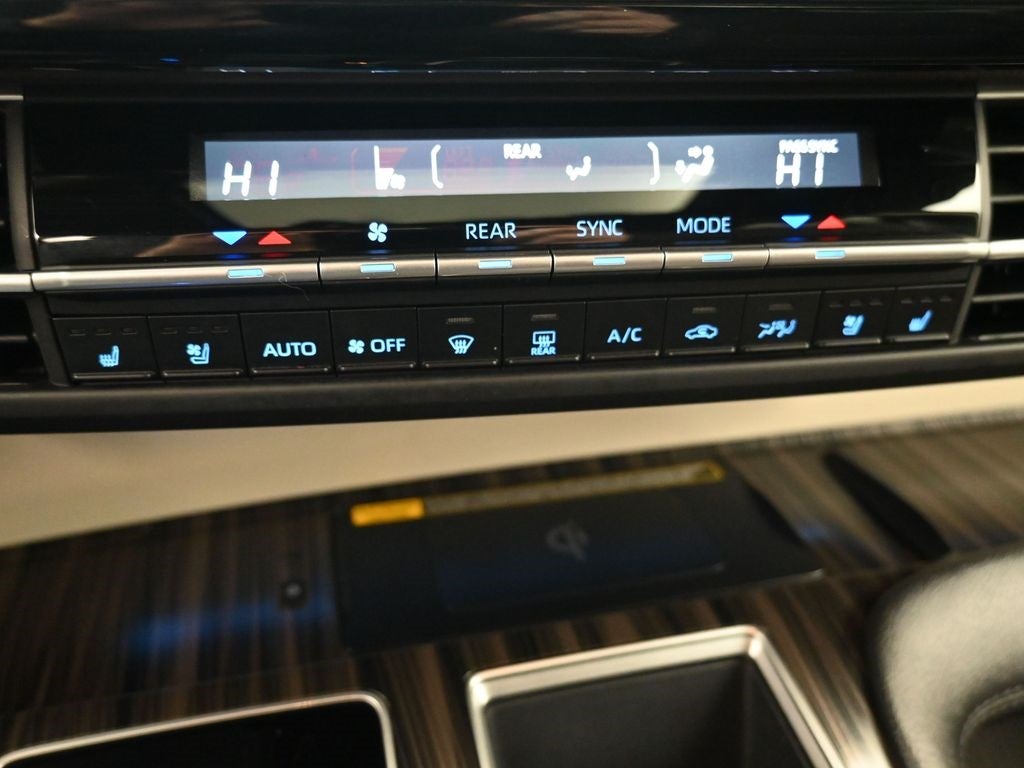 2024 Toyota Sienna Platinum 7 Passenger