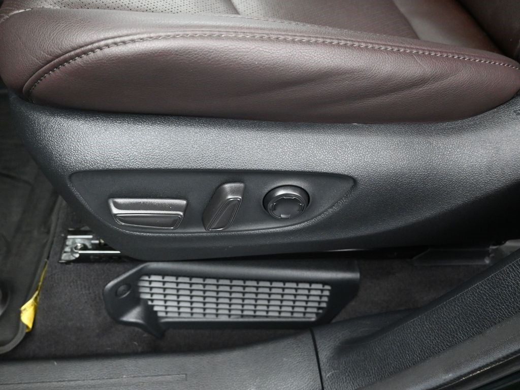 2024 Toyota Sienna Platinum 7 Passenger