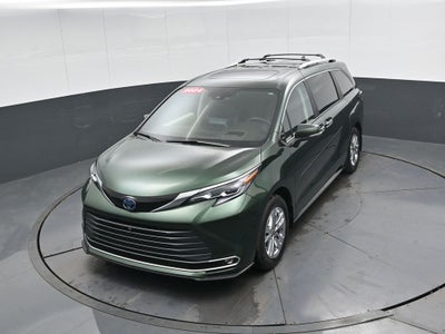 2024 Toyota Sienna Platinum 7 Passenger
