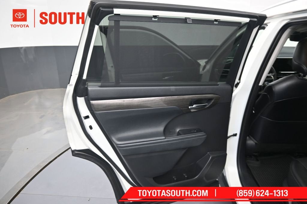 2021 Toyota Highlander Platinum