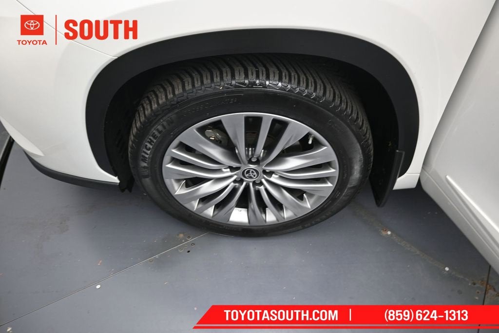 2021 Toyota Highlander Platinum