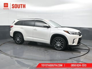 2017 Toyota Highlander SE