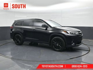 2019 Toyota Highlander SE