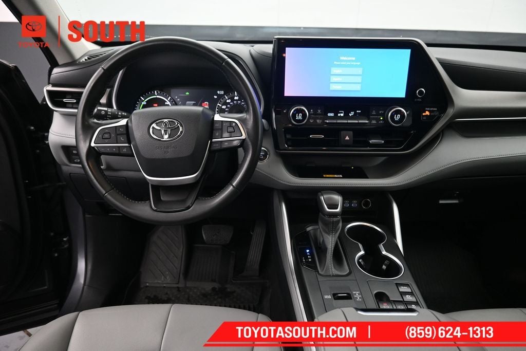 2023 Toyota Highlander Hybrid XLE