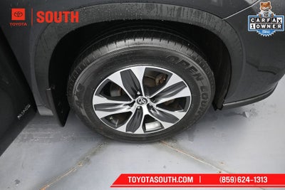 2023 Toyota Highlander Hybrid XLE