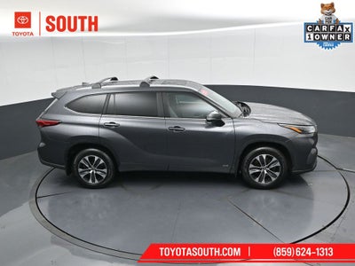 2023 Toyota Highlander Hybrid XLE