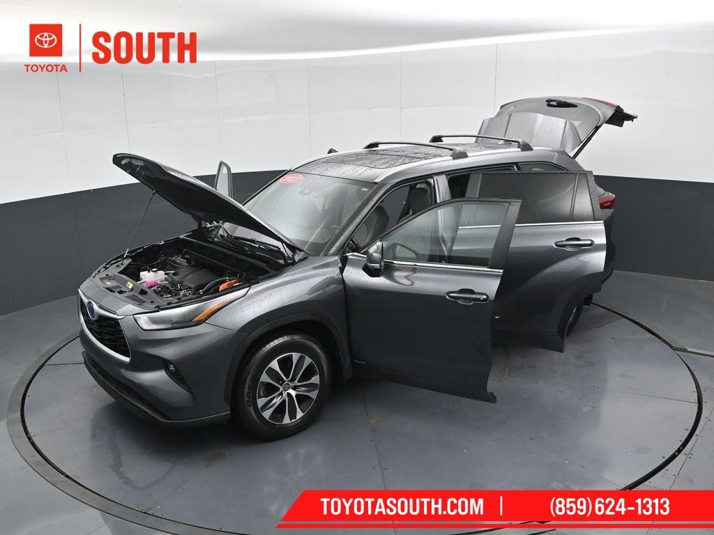 2023 Toyota Highlander Hybrid XLE