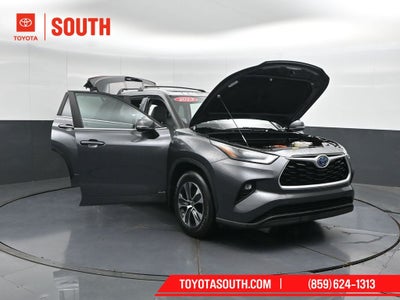 2023 Toyota Highlander Hybrid XLE