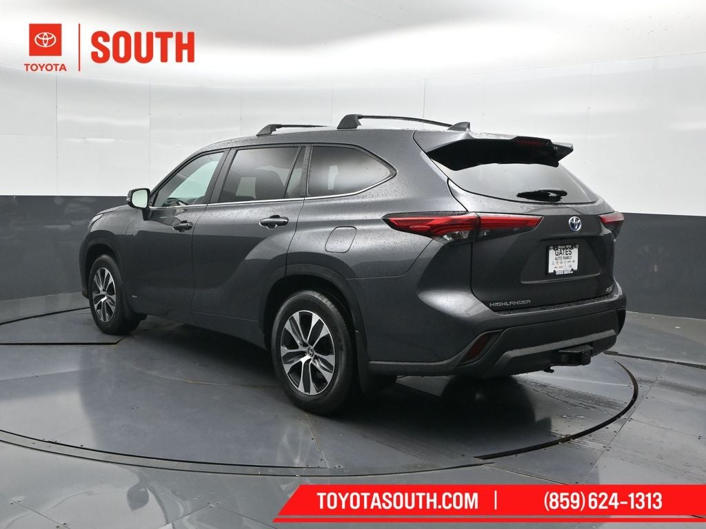 2023 Toyota Highlander Hybrid XLE