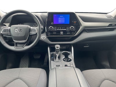 2025 Toyota Highlander LE