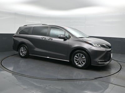 2023 Toyota Sienna XLE 7 Passenger