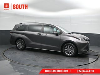 2023 Toyota Sienna XLE 7 Passenger