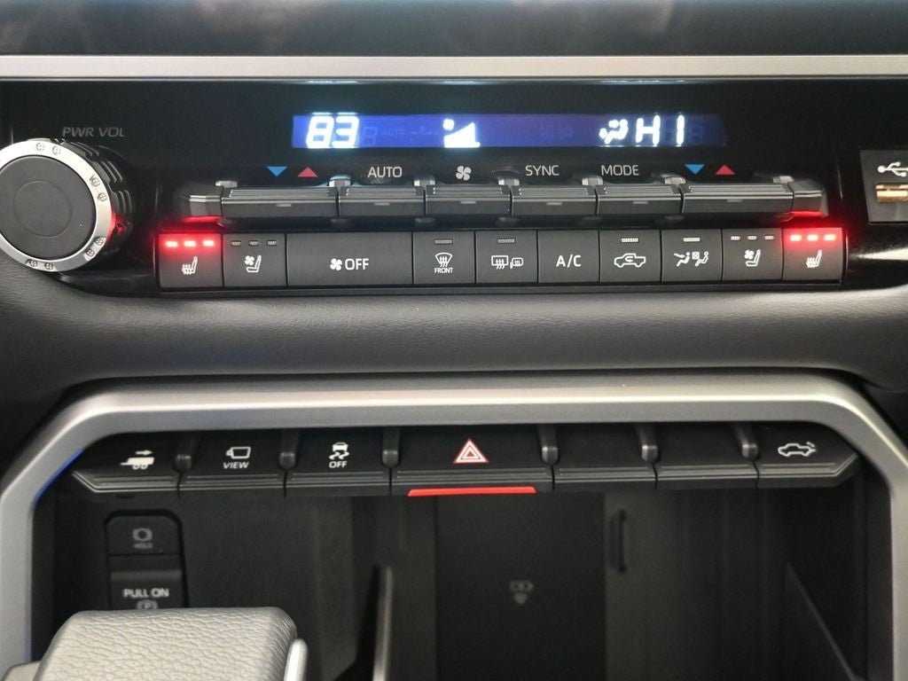 2025 Toyota Tundra Hybrid Platinum