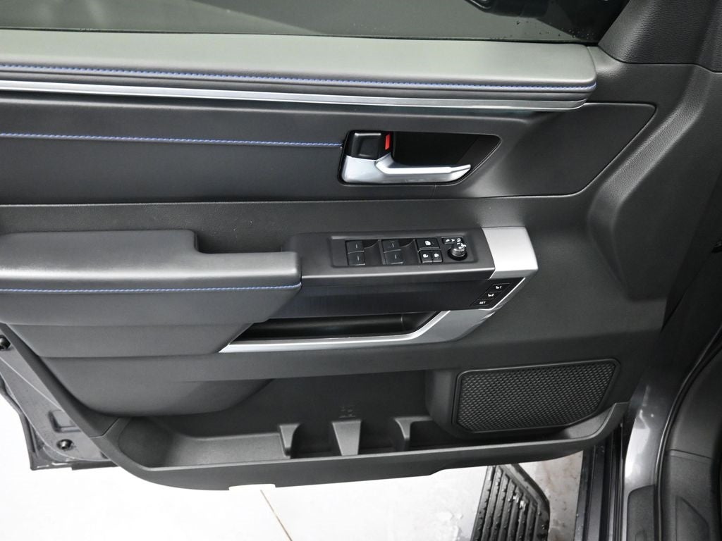 2025 Toyota Tundra Hybrid Platinum