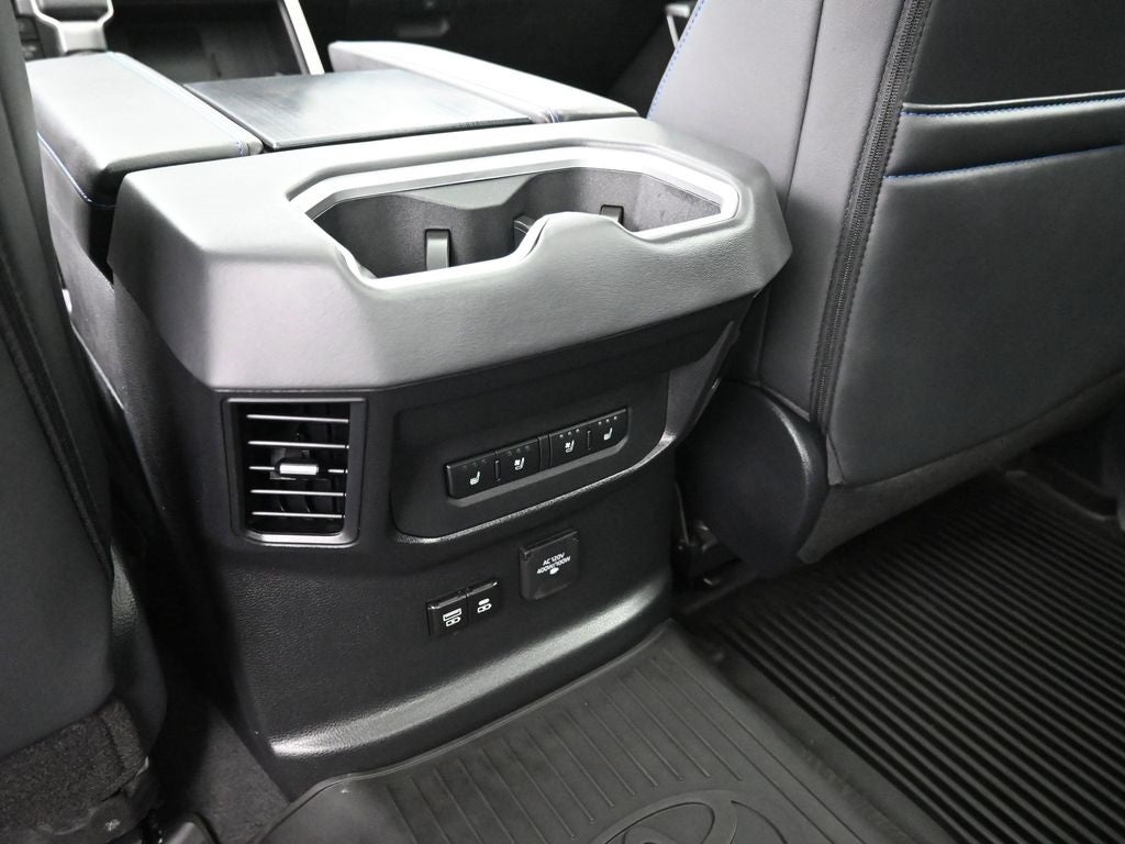 2025 Toyota Tundra Hybrid Platinum