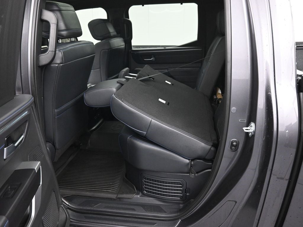 2025 Toyota Tundra Hybrid Platinum