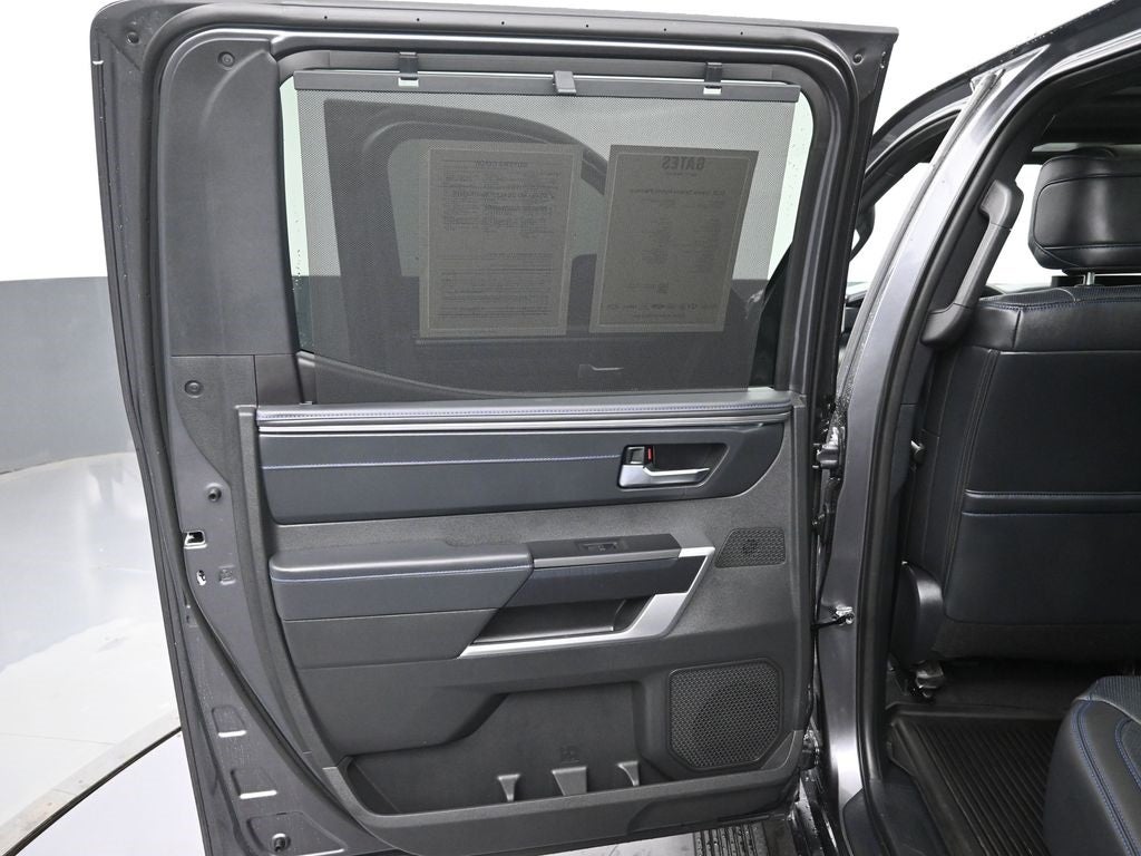 2025 Toyota Tundra Hybrid Platinum