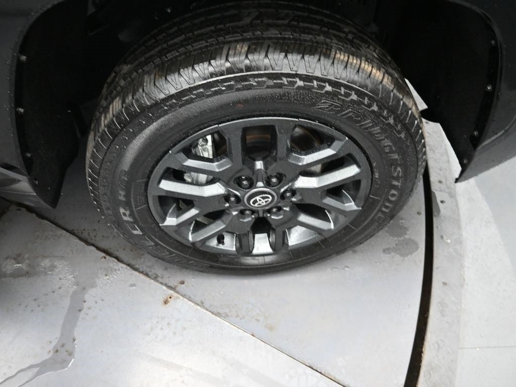 2025 Toyota Tundra Hybrid Platinum