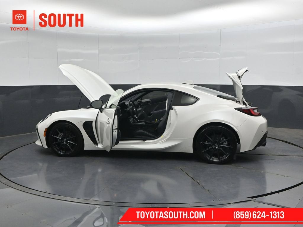 2023 Toyota GR86 Premium