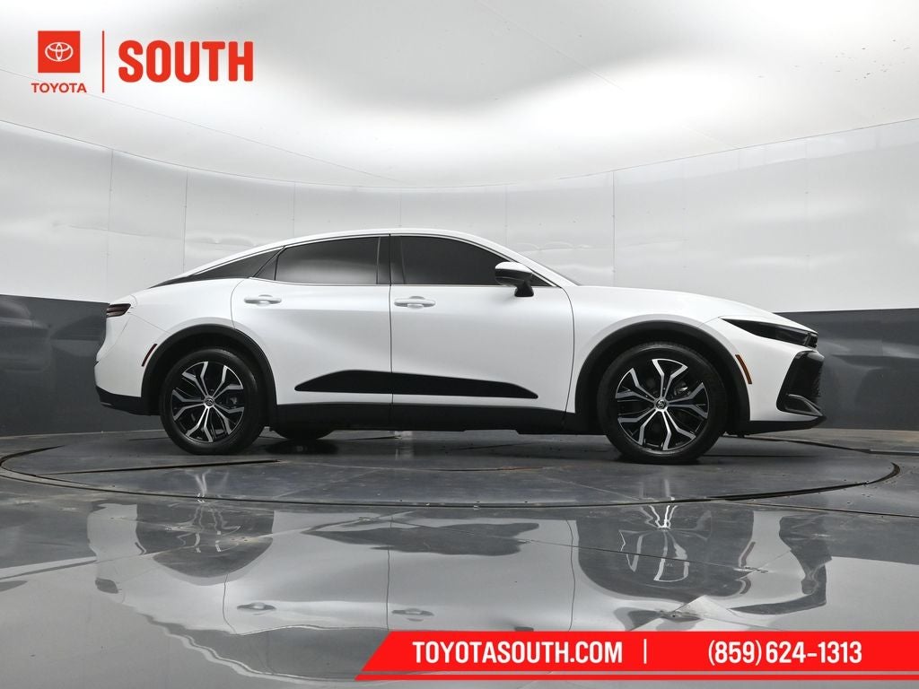 2024 Toyota Crown XLE