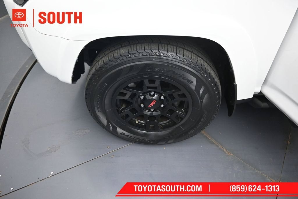 2022 Toyota 4Runner TRD Off-Road