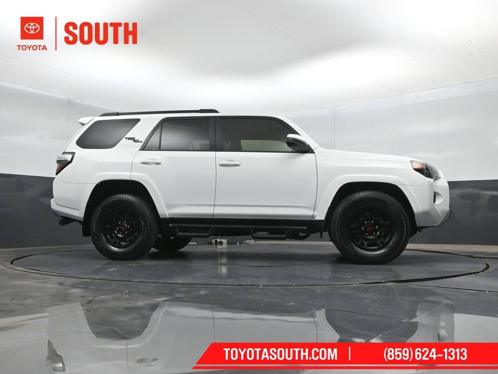 2022 Toyota 4Runner TRD Off-Road