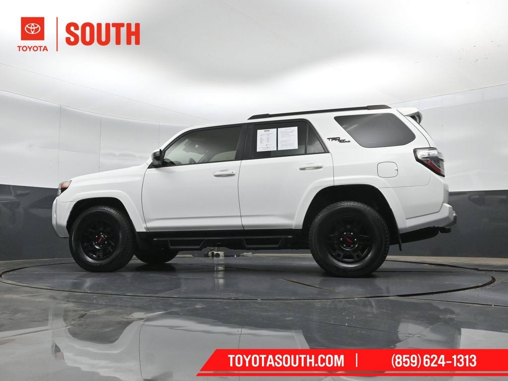 2022 Toyota 4Runner TRD Off-Road