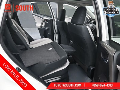 2018 Toyota RAV4 Hybrid XLE