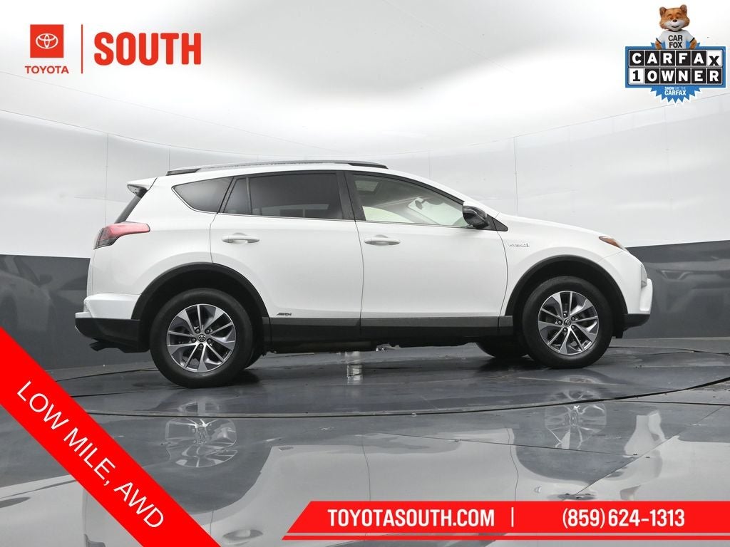 2018 Toyota RAV4 Hybrid XLE