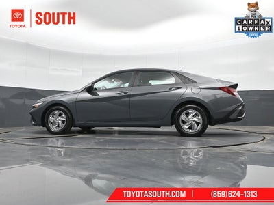 2025 Hyundai Elantra SE