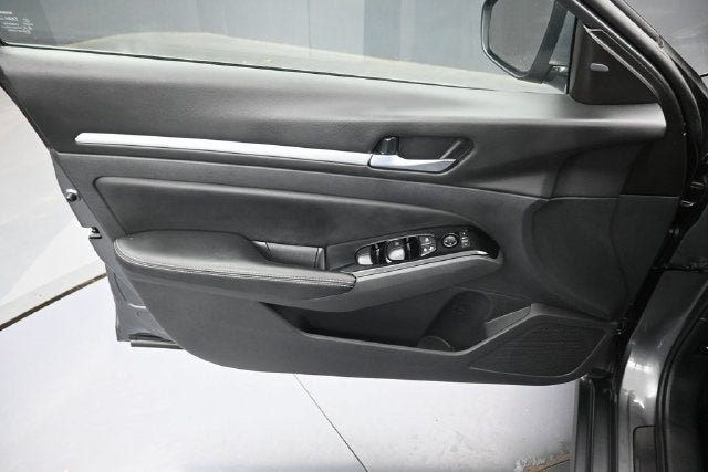 2025 Nissan Altima 2.5 SL