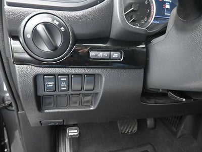 2024 Nissan Titan SV Convenience & Utility Package