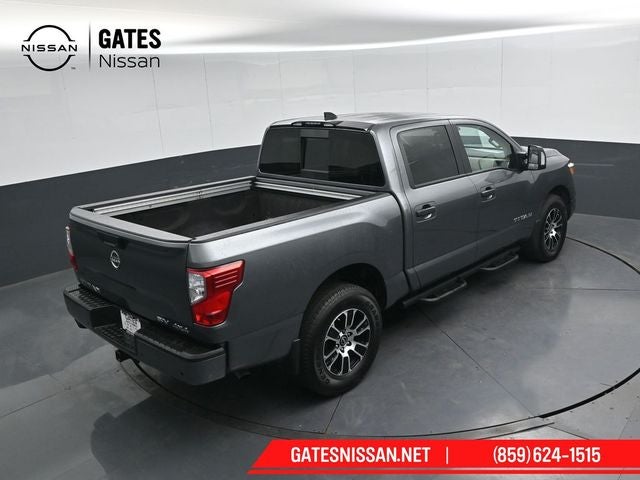 2024 Nissan Titan SV Convenience & Utility Package