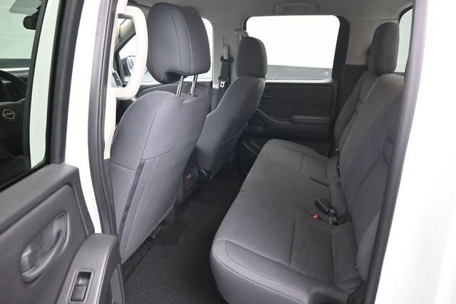 2023 Nissan Frontier S