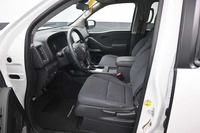 2023 Nissan Frontier S