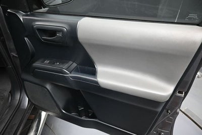 2017 Toyota Tacoma SR