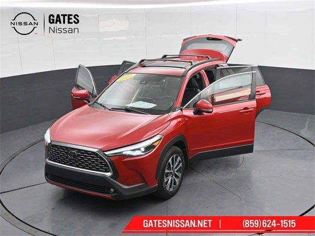 2022 Toyota Corolla Cross XLE