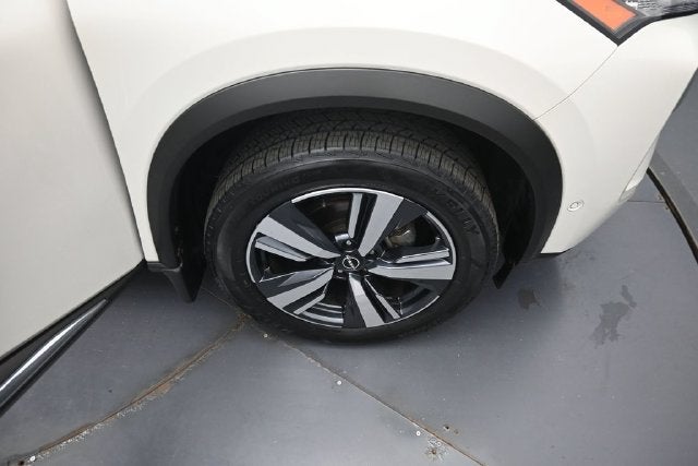 2023 Nissan Rogue SL Premium Package
