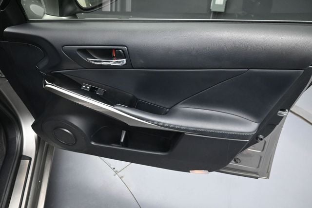 2016 Lexus IS 300