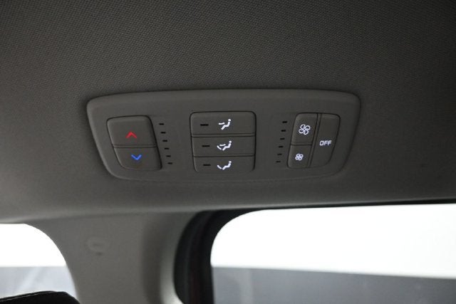2023 Kia Carnival LX Seat Package