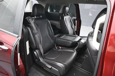 2023 Kia Carnival LX Seat Package