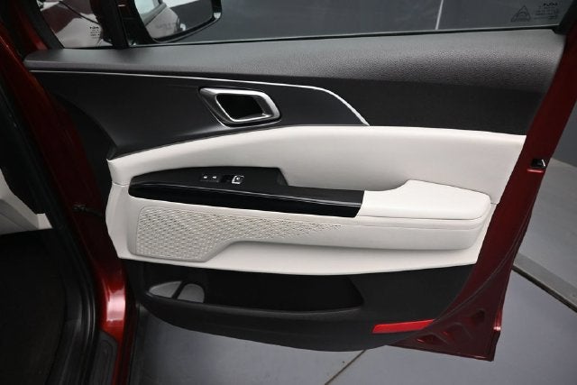 2023 Kia Carnival LX Seat Package