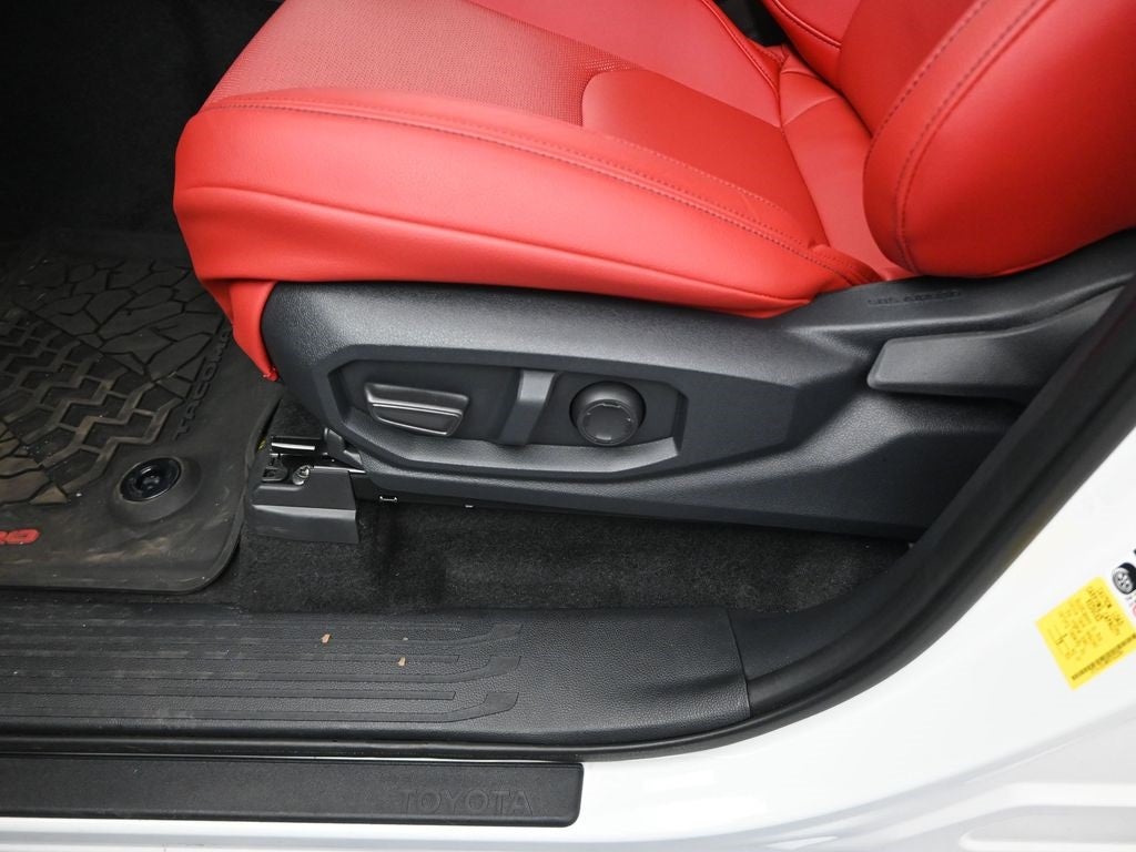 2025 Toyota Tacoma i-FORCE MAX Tacoma TRD Pro